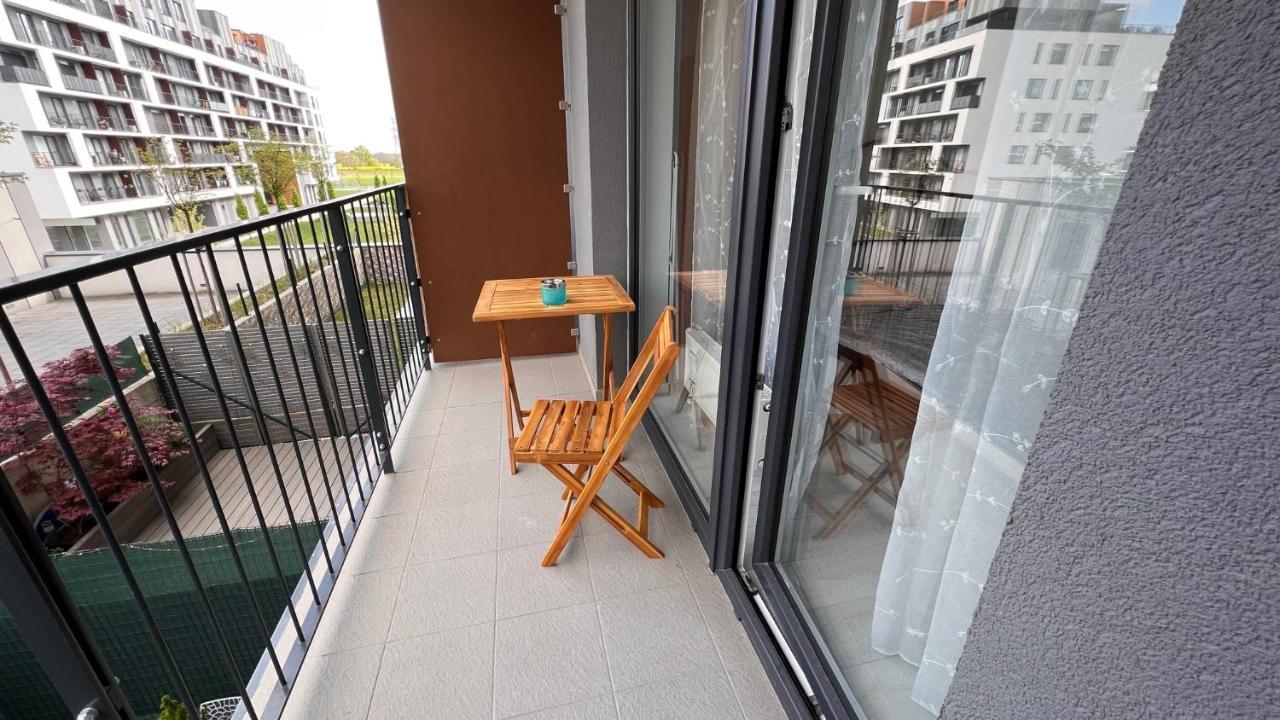 1 Room Apartment With Terrace, Slnecnice Братислава Екстериор снимка