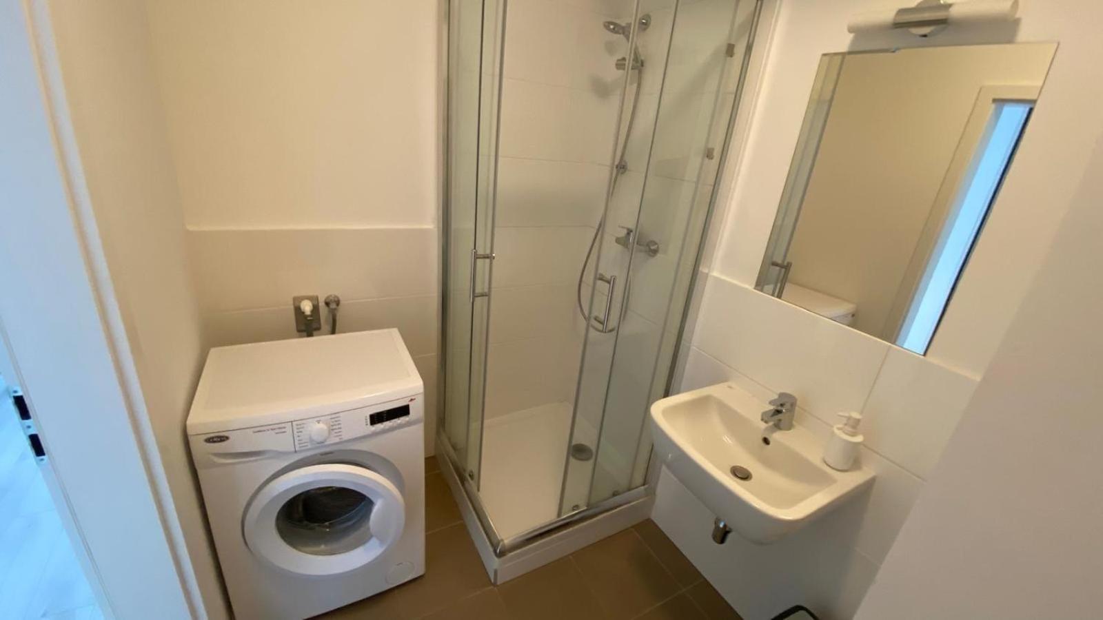 1 Room Apartment With Terrace, Slnecnice Братислава Екстериор снимка
